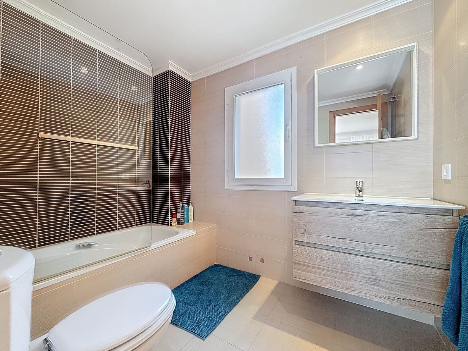 2 slaapkamer Penthouse te koop in Casares met zwembad garage - € 495.000 (Ref: 9761701)