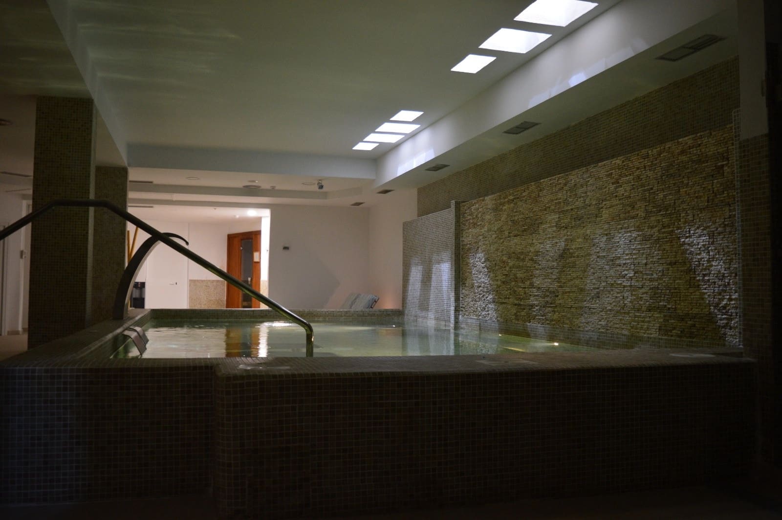 3 makuuhuone Huoneisto myytävänä paikassa Marbella mukana uima-altaan 
autotalli - 620 000 € (Ref: 9761702)