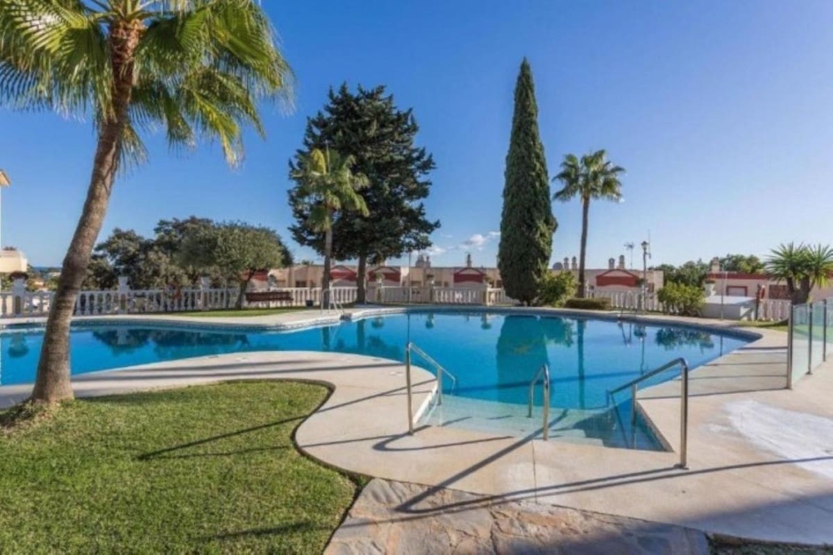 2 sypialnia Apartament na sprzedaż w Riviera del Sol z basenem - 369 000 € (Ref: 9770300)