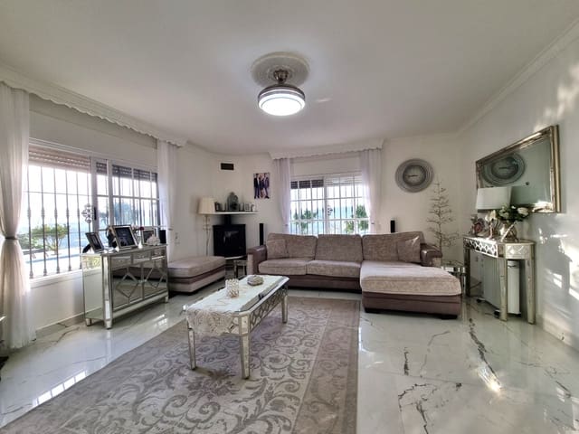 3 bedroom Finca/Country House for sale in Coín with pool - € 565,000 (Ref: 9772727)