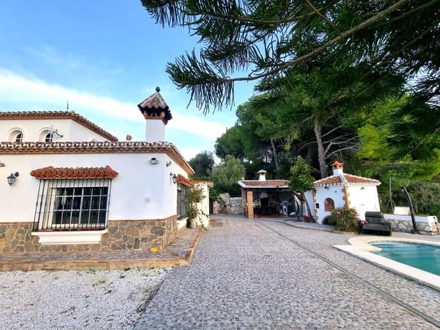 3 bedroom Finca/Country House for sale in Coín with pool - € 565,000 (Ref: 9772727)