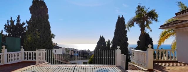 Chalet de 3 habitaciones en Riviera del Sol, Mijas en venta con piscina garaje - 950.000 € (Ref: 9772728)