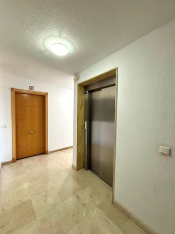 2 soverom Leilighet til salgs i Benalmádena med svømmebasseng garasje - € 340 000 (Ref: 9780130)