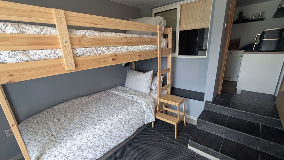 2 soveværelse Byhus til salg i Calahonda med swimmingpool garage - € 425.000 (Ref: 9788158)