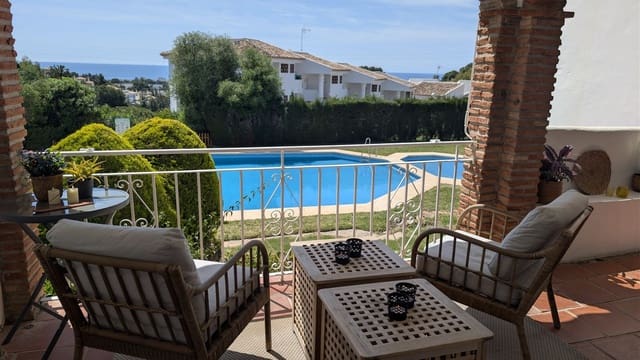 2 soveværelse Byhus til salg i Calahonda, Mijas med swimmingpool garage - € 425.000 (Ref: 9788158)