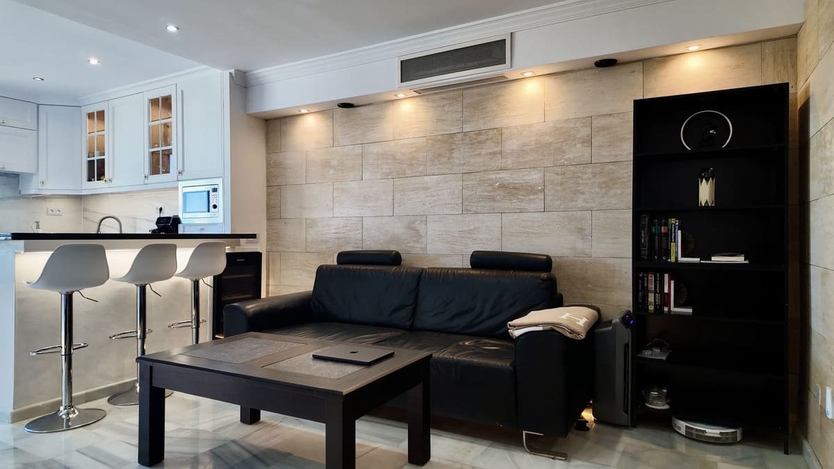 2 chambre Penthouse à vendre à El Paraiso avec piscine garage - 395 000 € (Ref: 9788159)