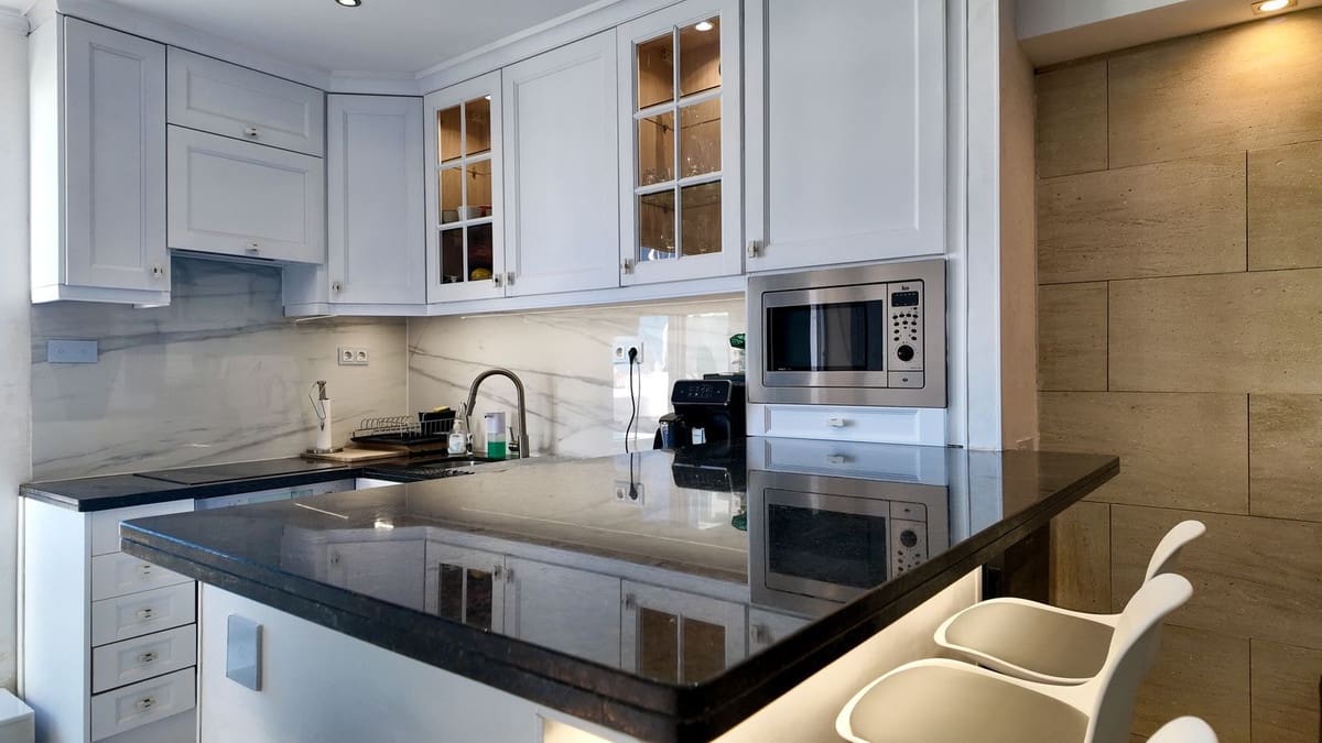 2 chambre Penthouse à vendre à El Paraiso avec piscine garage - 395 000 € (Ref: 9788159)