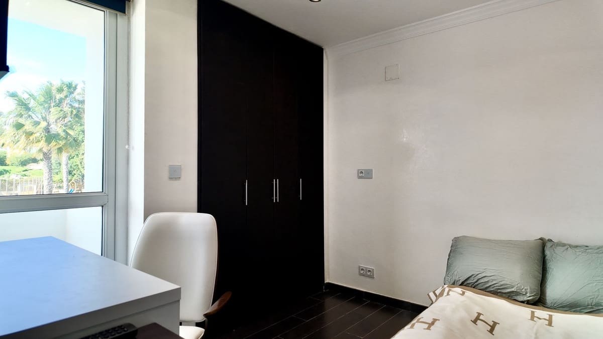 2 chambre Penthouse à vendre à El Paraiso avec piscine garage - 395 000 € (Ref: 9788159)