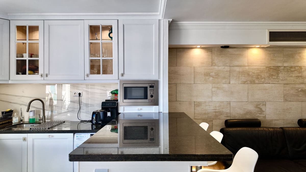 2 chambre Penthouse à vendre à El Paraiso avec piscine garage - 395 000 € (Ref: 9788159)