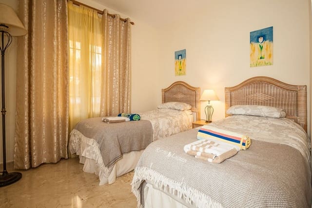 2 quarto Apartamento para venda em Marbella com piscina garagem - 375 000 € (Ref: 9788160)