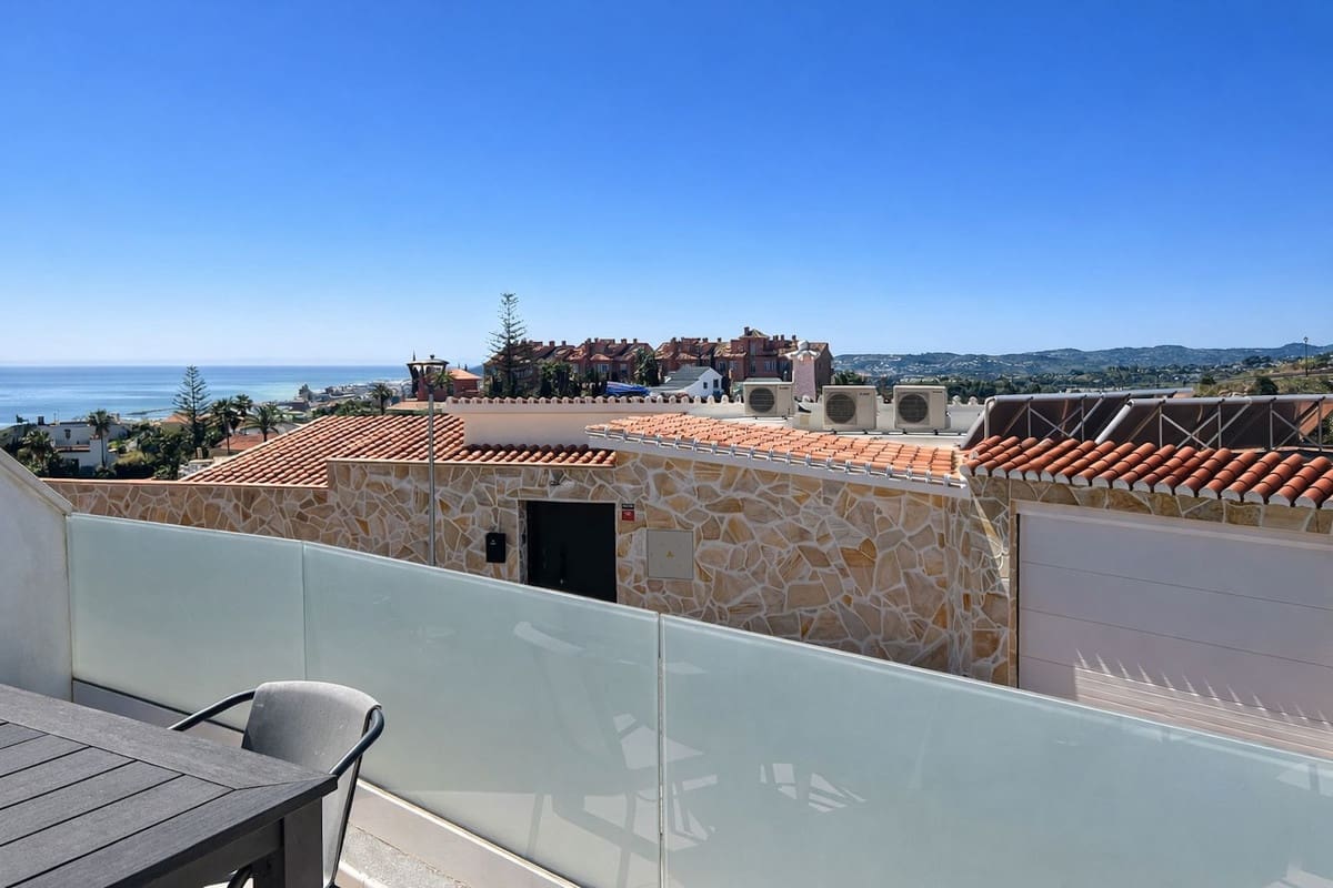 2 chambre Appartement à vendre à Fuengirola avec piscine garage - 399 000 € (Ref: 9788161)