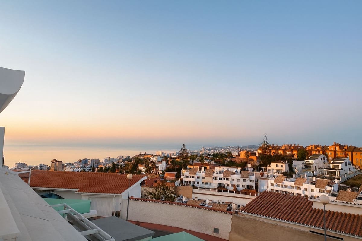 2 chambre Appartement à vendre à Fuengirola avec piscine garage - 399 000 € (Ref: 9788161)