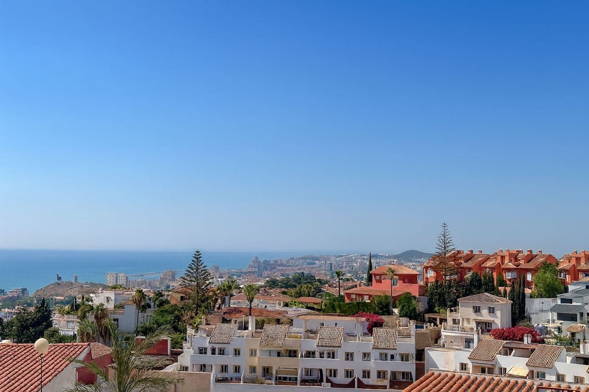 2 chambre Appartement à vendre à Fuengirola avec piscine garage - 399 000 € (Ref: 9788161)