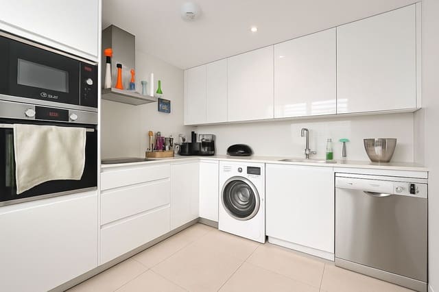 2 slaapkamer Appartement te koop in Torreblanca, Fuengirola met zwembad garage - € 399.000 (Ref: 9788161)
