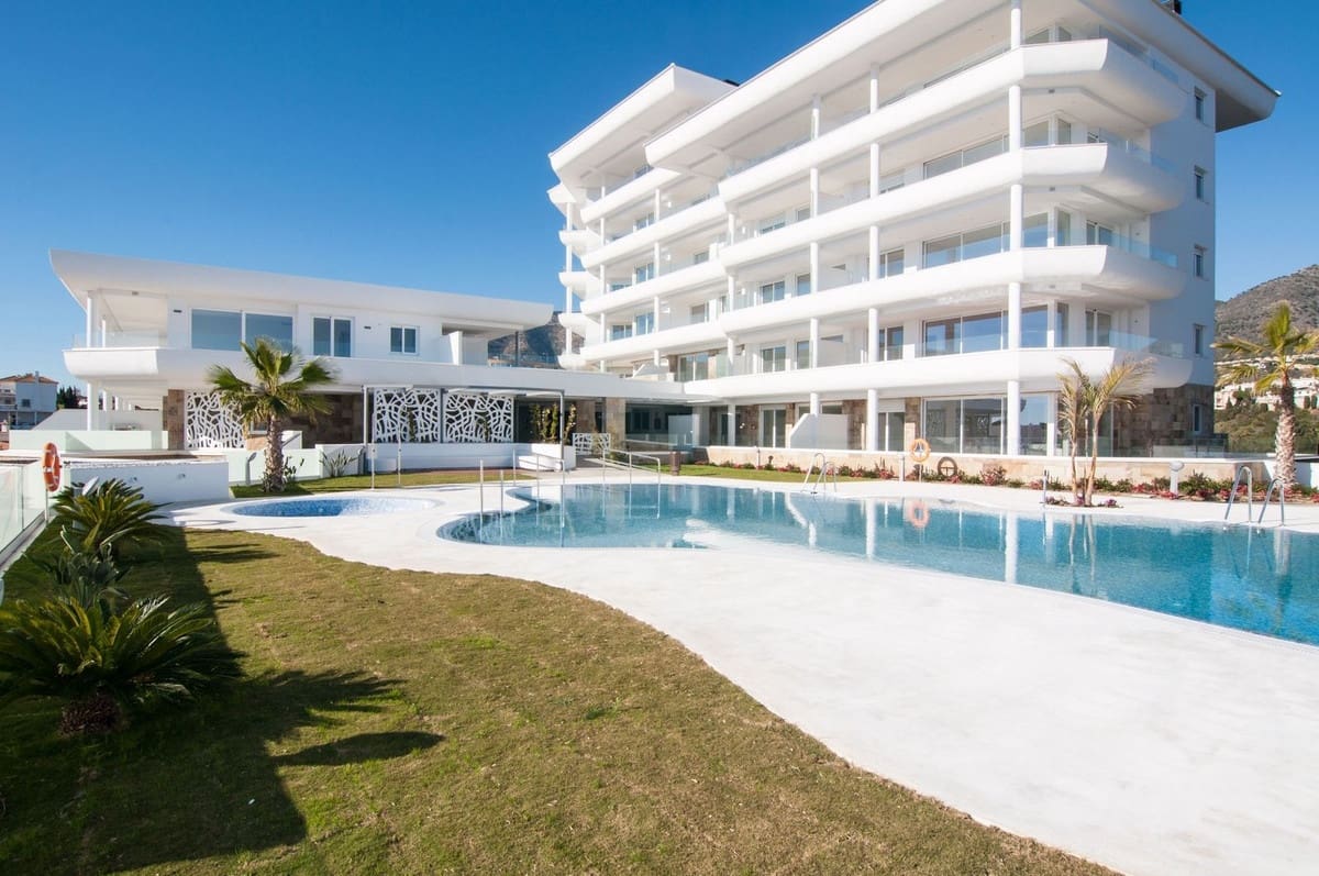 2 chambre Appartement à vendre à Fuengirola avec piscine garage - 399 000 € (Ref: 9788161)