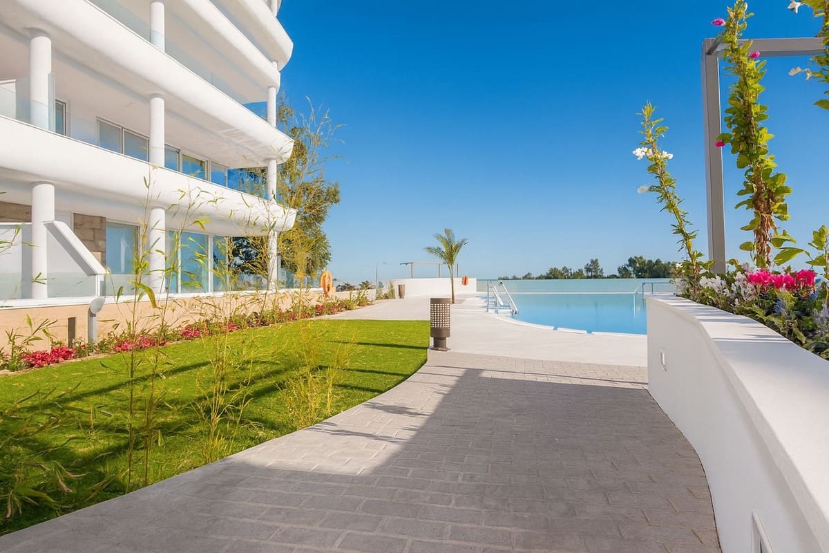 2 chambre Appartement à vendre à Fuengirola avec piscine garage - 399 000 € (Ref: 9788161)