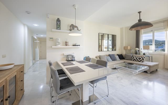 2 quarto Apartamento para venda em Estepona com piscina garagem - 324 999 € (Ref: 9790277)