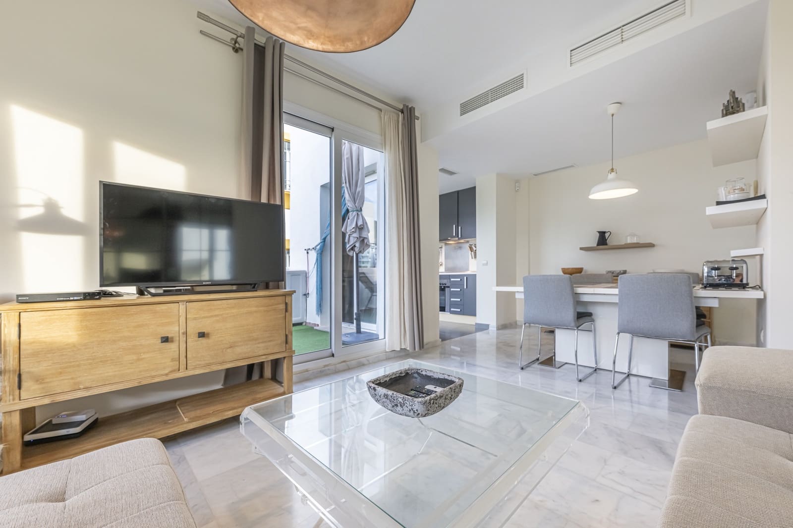 2 quarto Apartamento para venda em Estepona com piscina garagem - 324 999 € (Ref: 9790277)