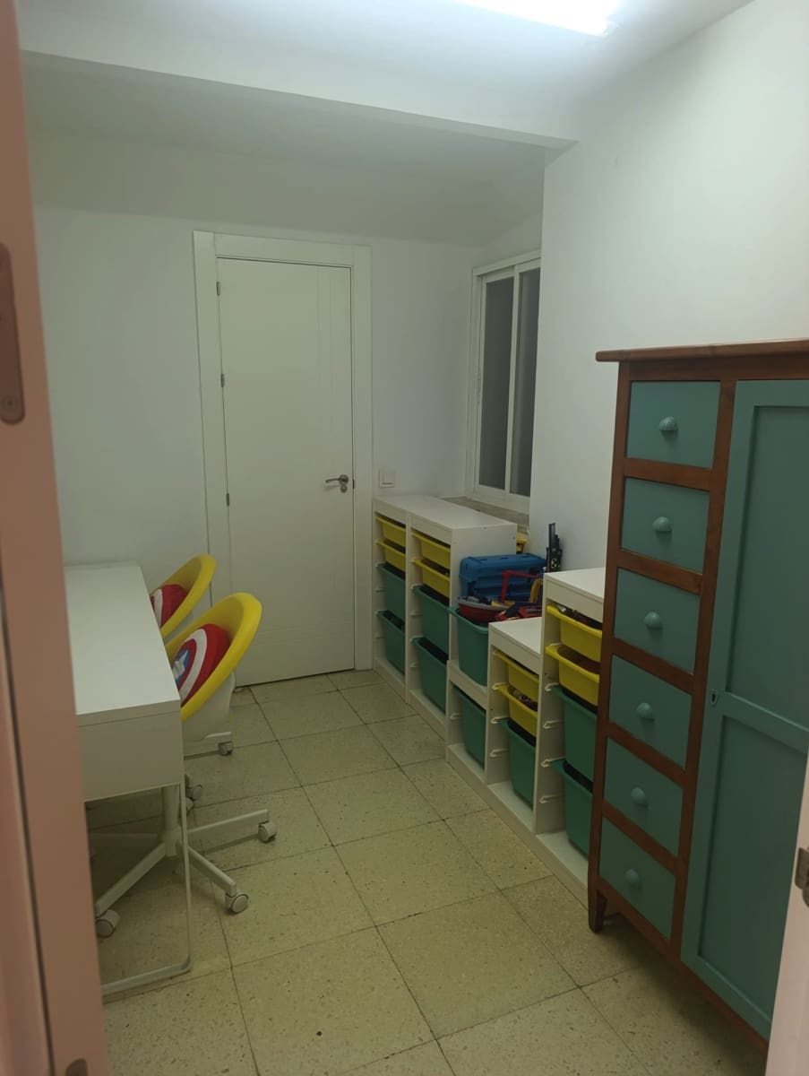 Apartamento de 4 habitaciones en Marbella en venta - 770.000 € (Ref: 9794096)