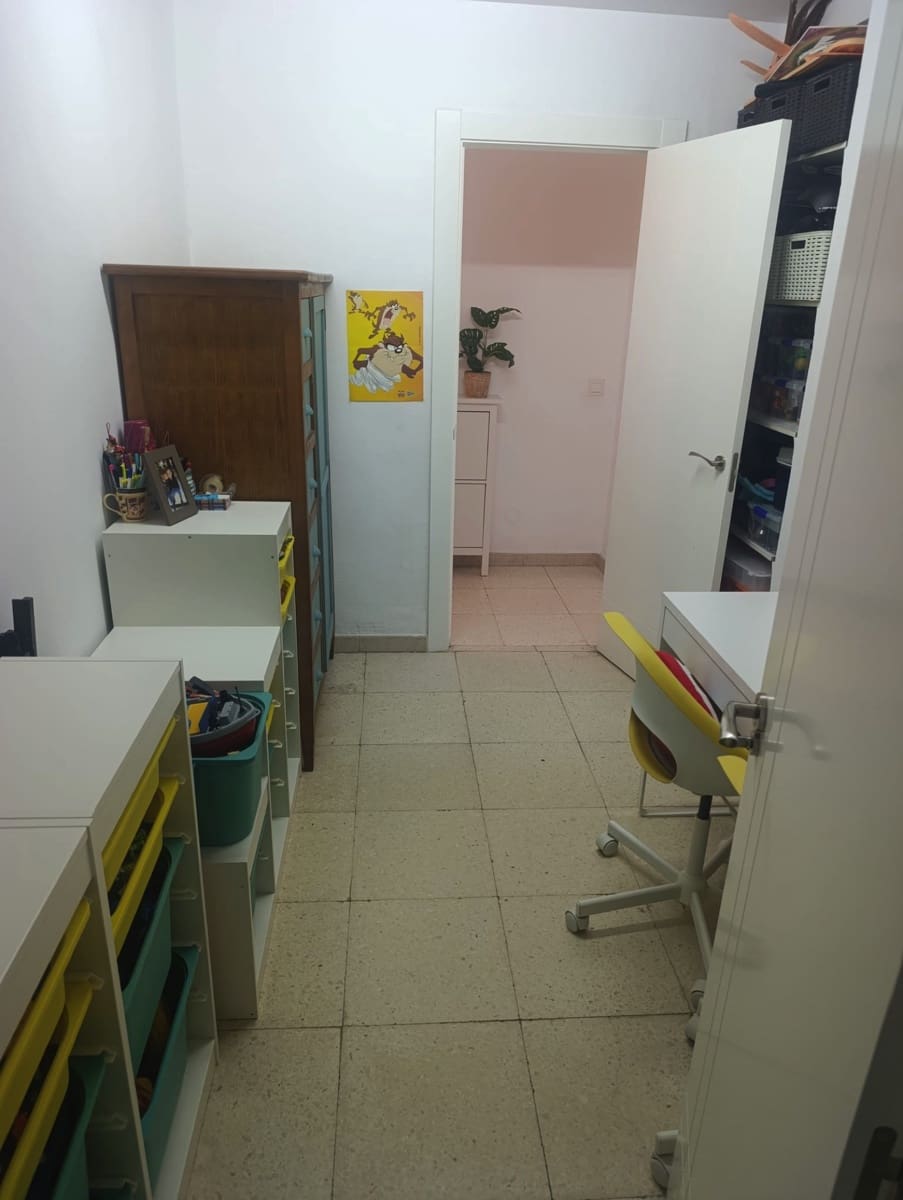 Apartamento de 4 habitaciones en Marbella en venta - 770.000 € (Ref: 9794096)