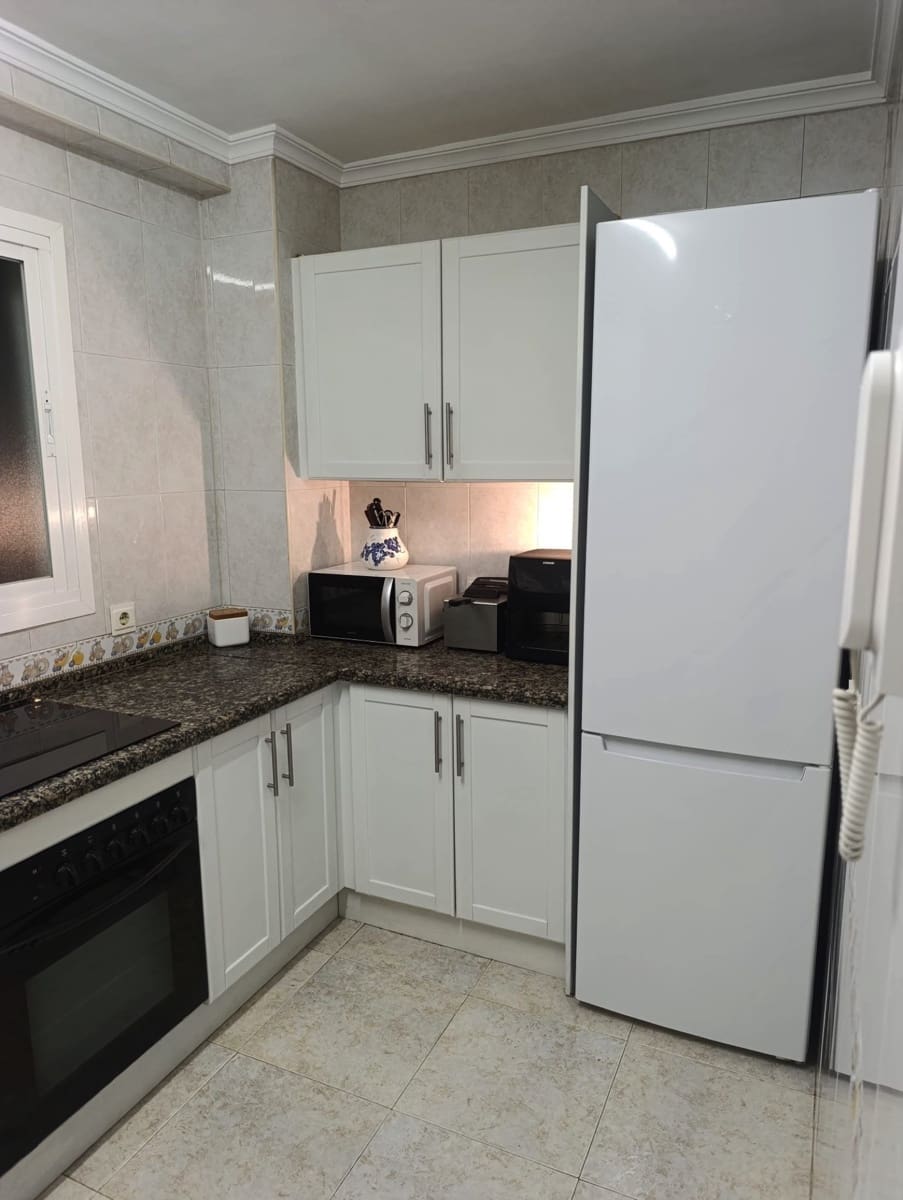 Apartamento de 4 habitaciones en Marbella en venta - 770.000 € (Ref: 9794096)