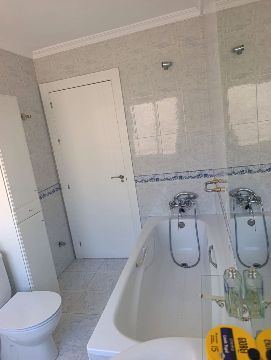 4 Zimmer Apartment zu verkaufen in Marbella - 770.000 € (Ref: 9794096)