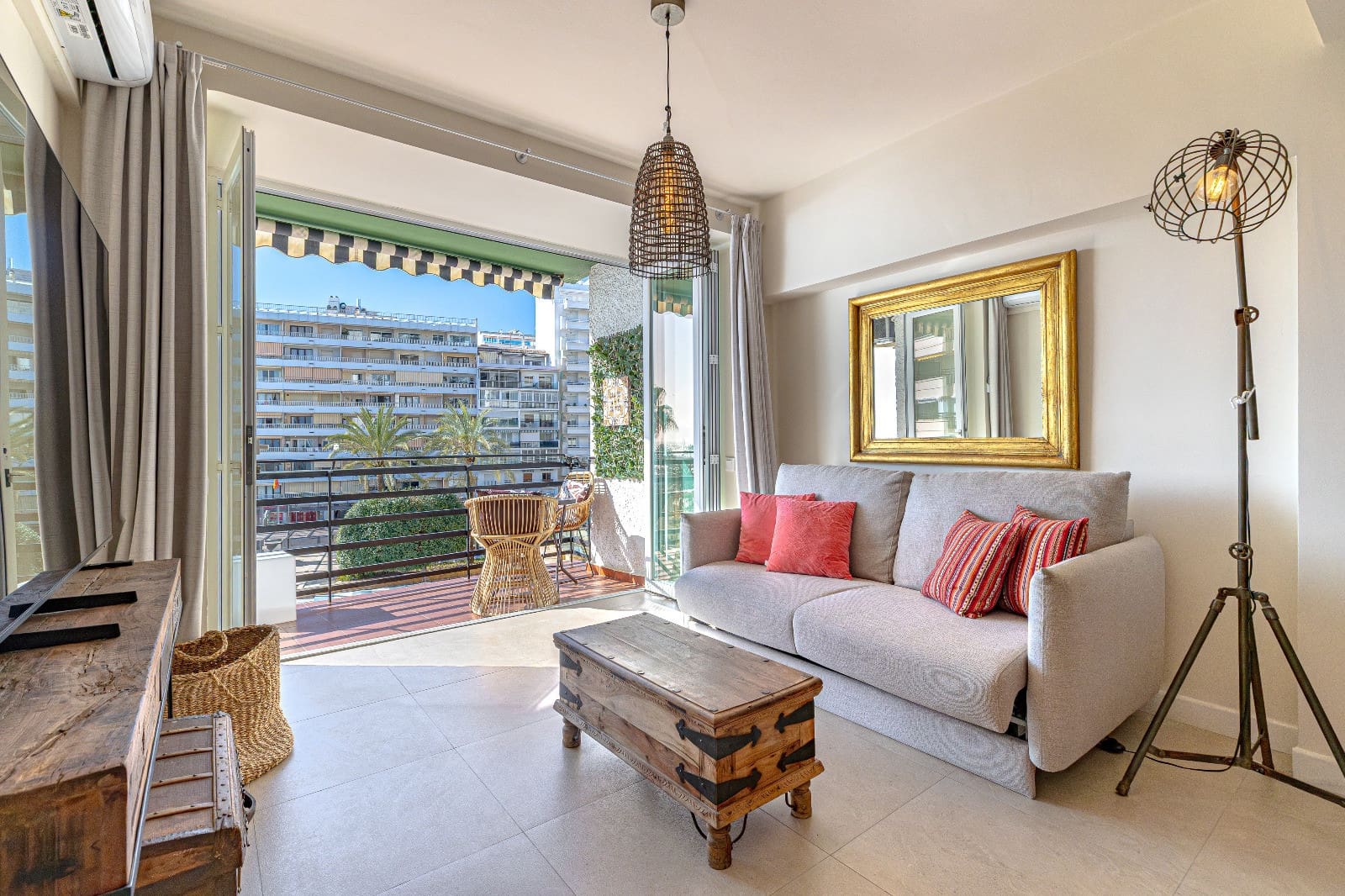 1 slaapkamer Appartement te koop in Marbella - € 475.000 (Ref: 9803960)