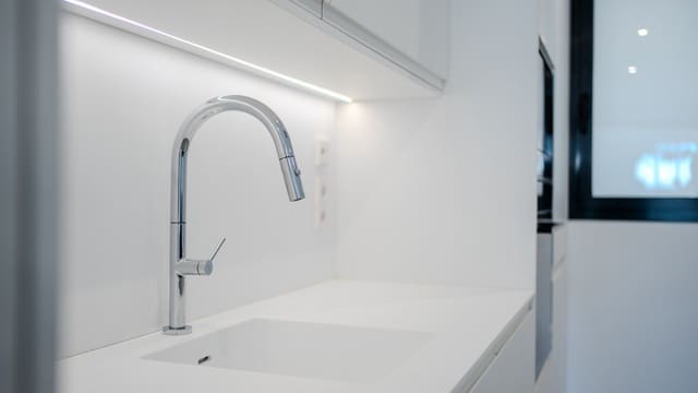 Apartamento de 3 habitaciones en Cancelada, Estepona en venta con piscina garaje - 635.000 € (Ref: 9803961)