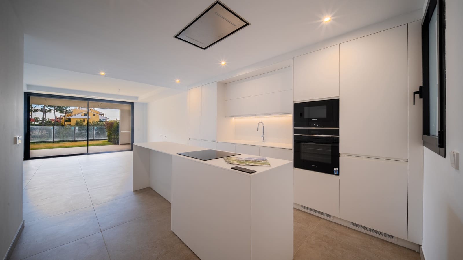 Apartamento de 3 habitaciones en Cancelada en venta con piscina garaje - 635.000 € (Ref: 9803961)