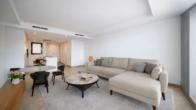 Apartamento de 3 habitaciones en Cancelada, Estepona en venta con piscina garaje - 635.000 € (Ref: 9803961)