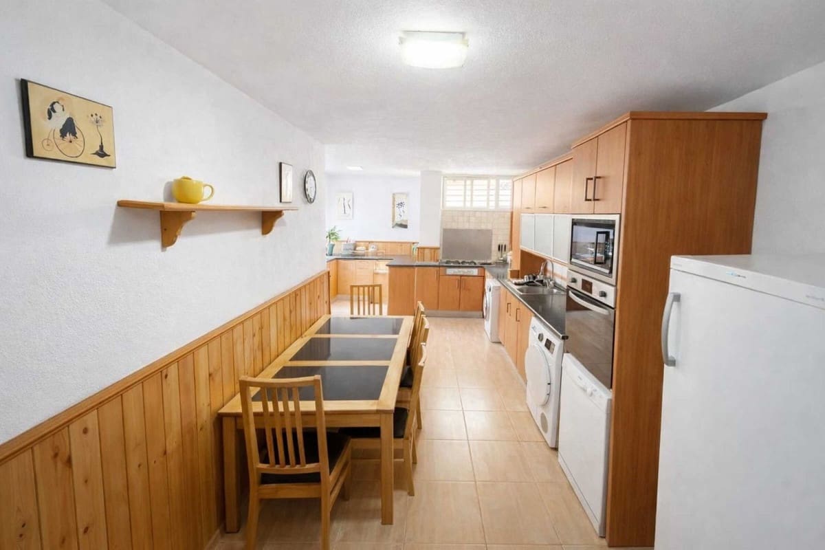 3 sovrum Lägenhet till salu i Marbella - 359 000 € (Ref: 9806147)