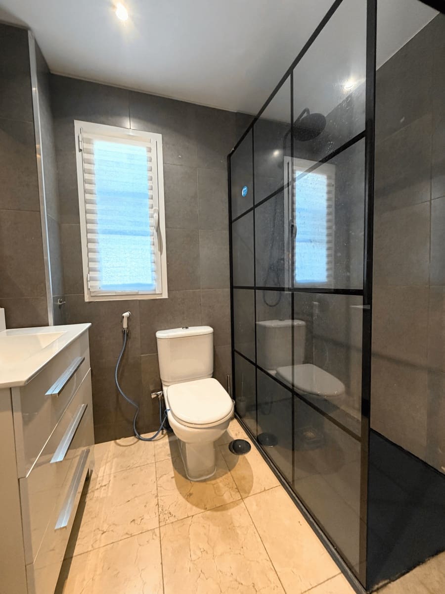 2 makuuhuone Kattohuoneisto myytävänä paikassa Bel-Air mukana uima-altaan - 449 000 € (Ref: 9822029)