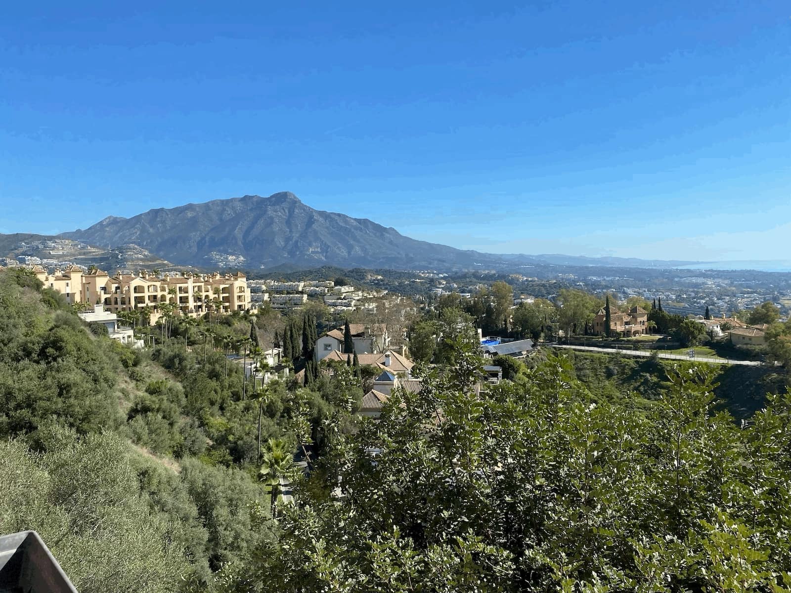 2 slaapkamer Appartement te koop in Monte Halcones met zwembad garage - € 565.000 (Ref: 9822033)