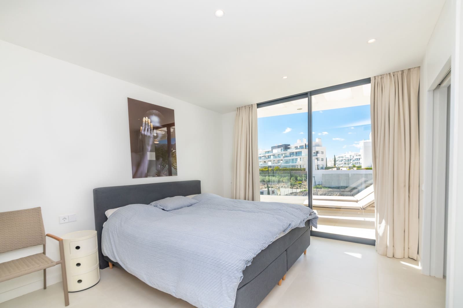 3 bedroom Apartment for sale in Benalmadena with pool garage - € 895,000 (Ref: 9824720)