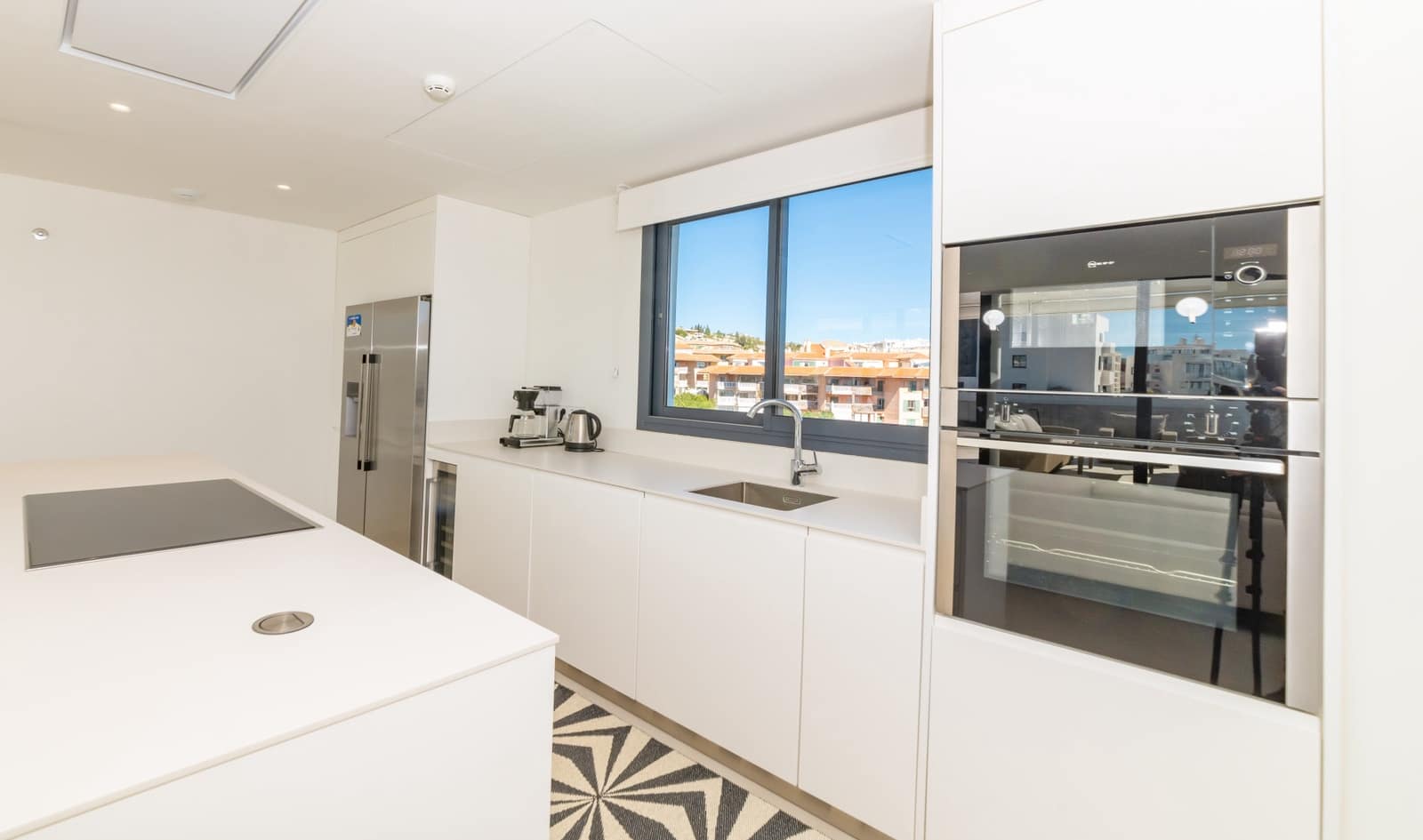 3 bedroom Apartment for sale in Benalmadena with pool garage - € 895,000 (Ref: 9824720)