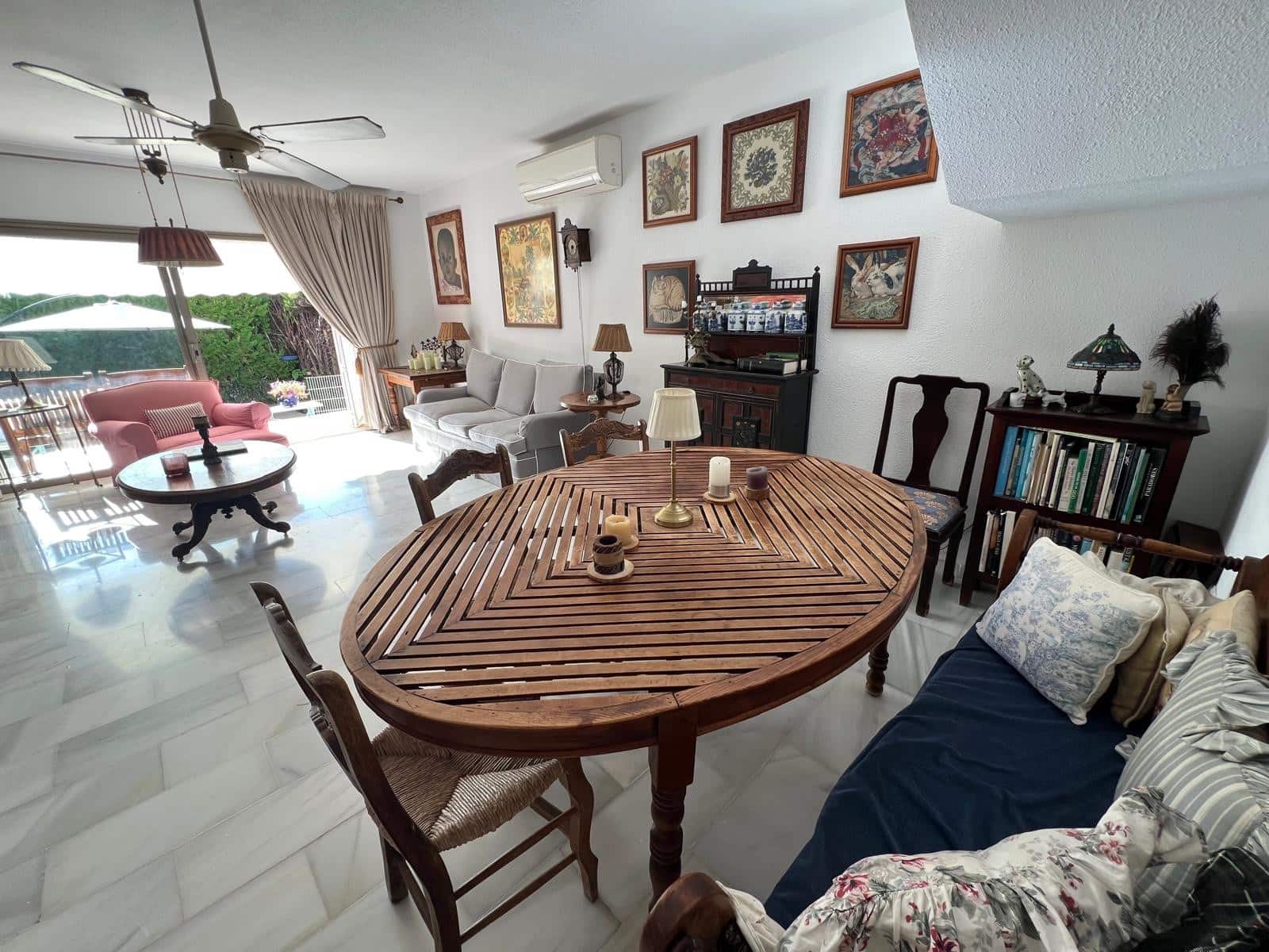 3 Zimmer Haus zu verkaufen in Marbella mit Pool Garage - 945.000 € (Ref: 9830735)