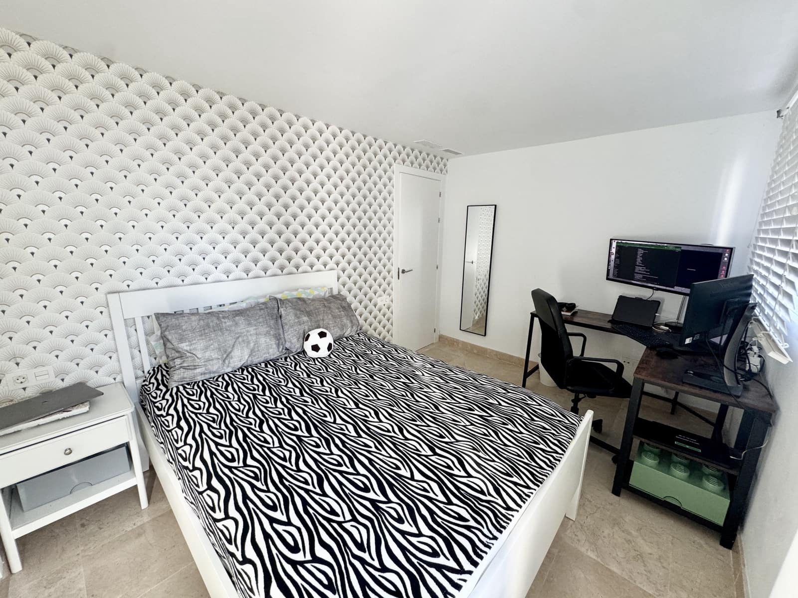 3 quarto Apartamento para venda em Benahavis com piscina garagem - 597 000 € (Ref: 9830736)
