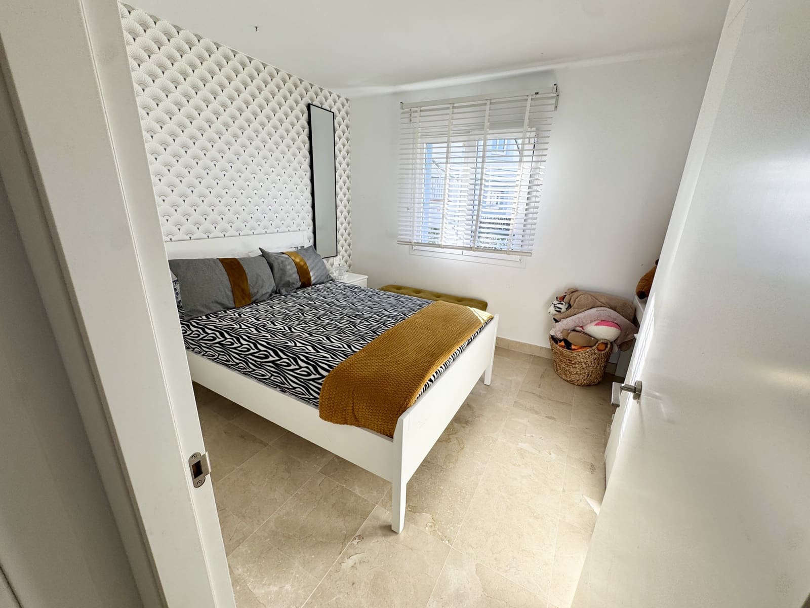 3 quarto Apartamento para venda em Benahavis com piscina garagem - 597 000 € (Ref: 9830736)