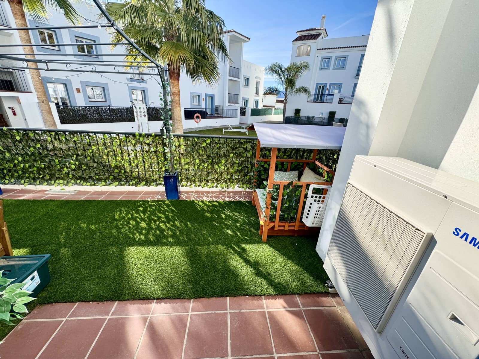 3 quarto Apartamento para venda em Benahavis com piscina garagem - 597 000 € (Ref: 9830736)