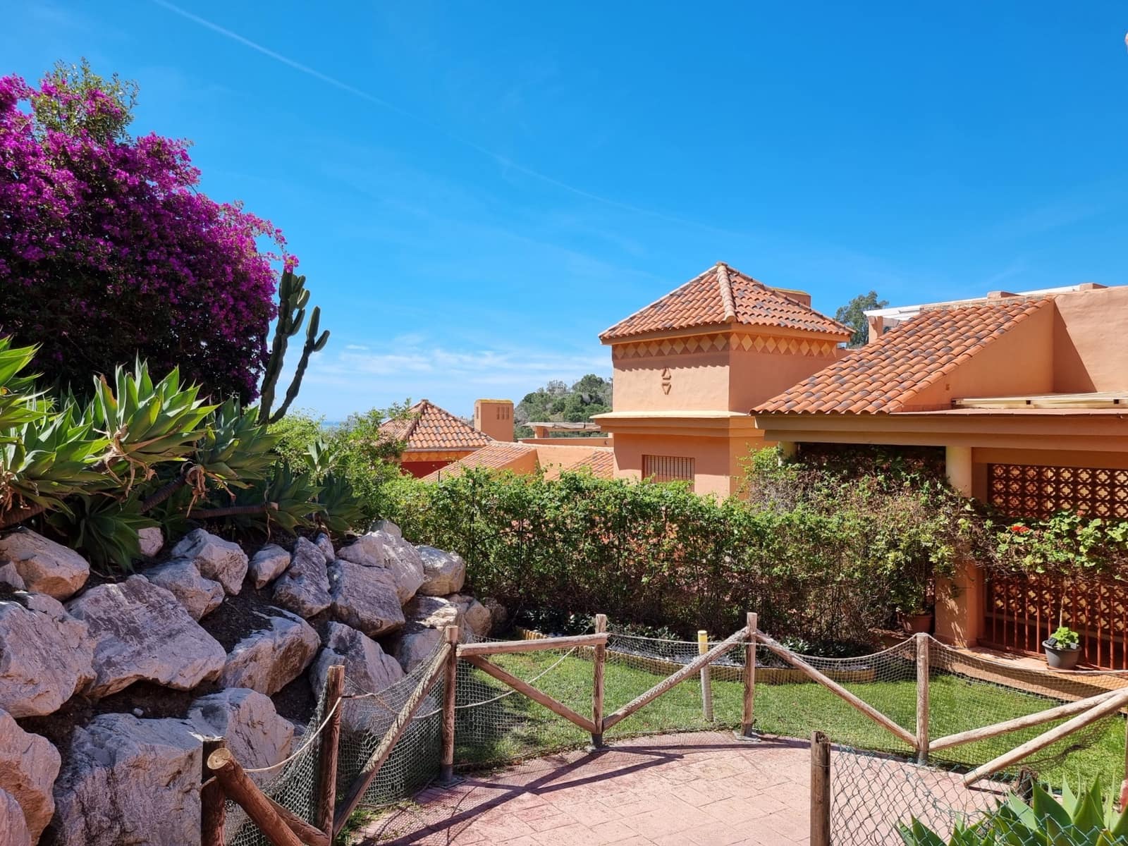 2 chambre Penthouse à vendre à Marbella avec piscine garage - 359 000 € (Ref: 9835230)