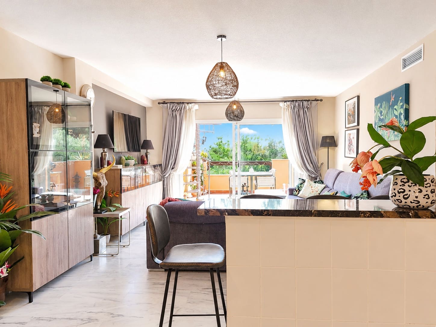 2 bedroom Penthouse for sale in Marbella with pool garage - € 359,000 (Ref: 9835230)