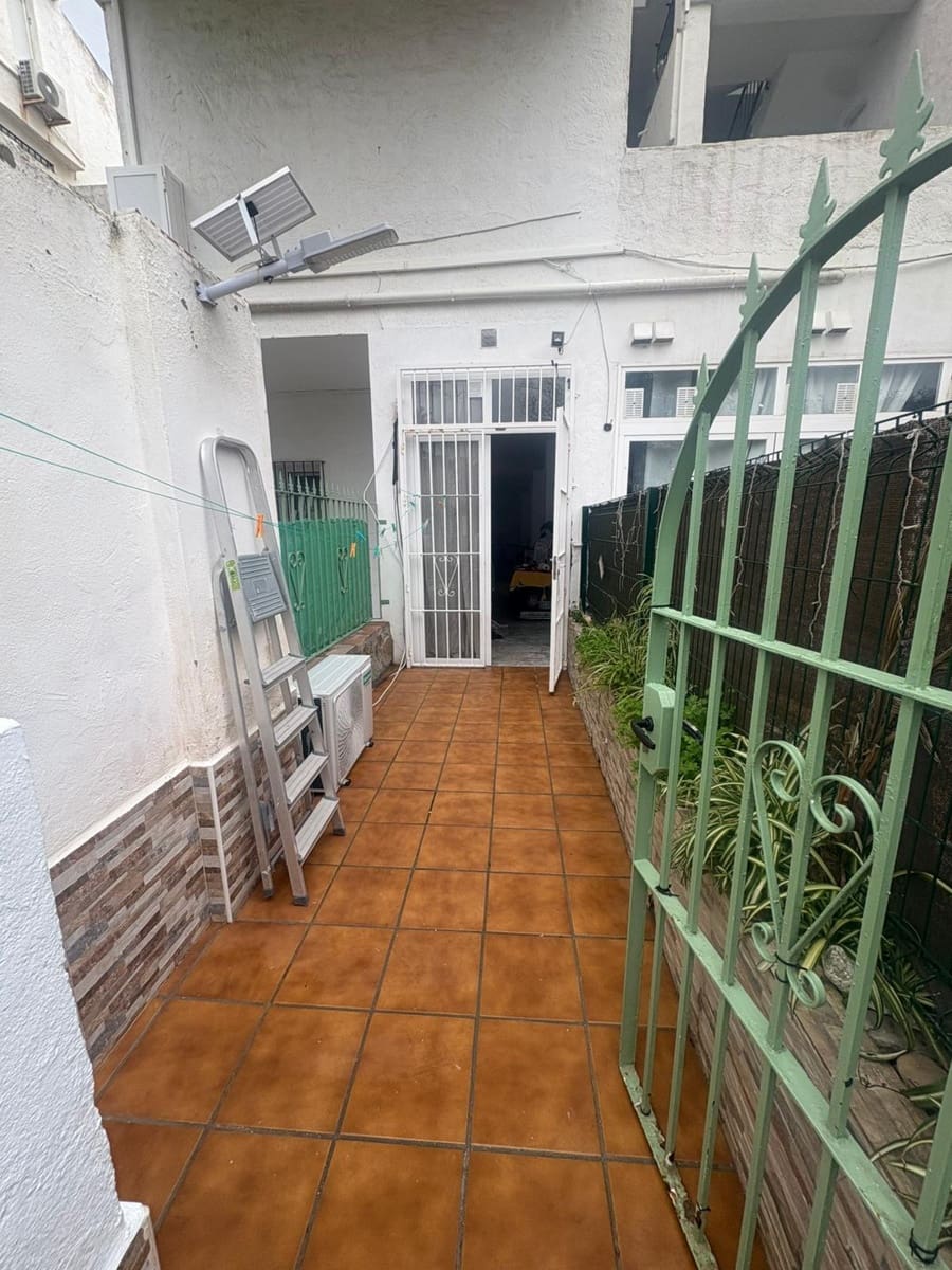 1 soverom Studio til salgs i Bahia Dorada med svømmebasseng garasje - € 205 000 (Ref: 9851519)