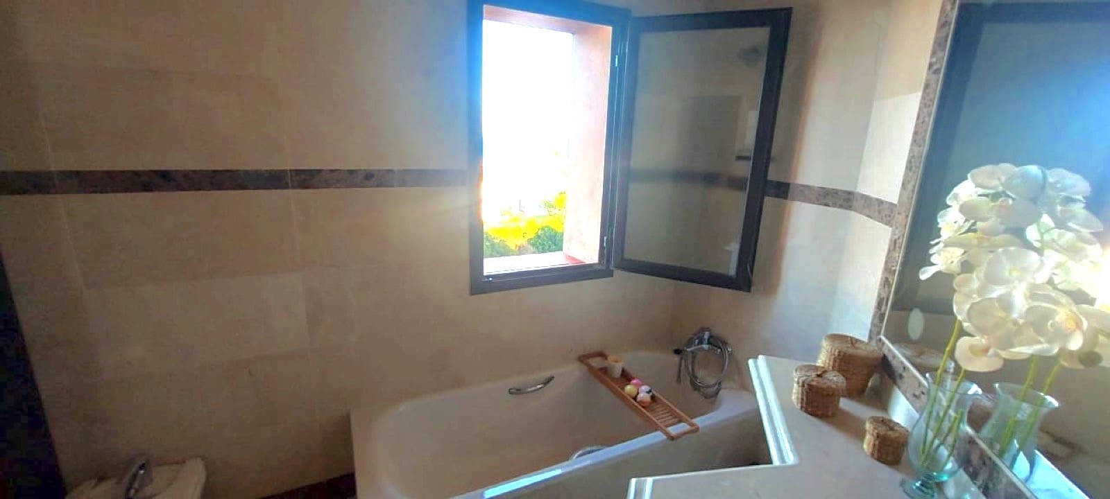 3 Zimmer Apartment zu verkaufen in Manilva mit Pool Garage - 391.000 € (Ref: 9851520)