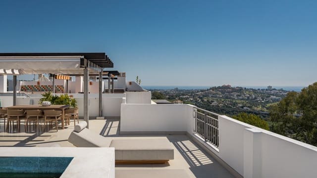 3 soverom Penthouse til salgs i La Quinta, Benahavís med svømmebasseng garasje - € 1 400 000 (Ref: 9851522)