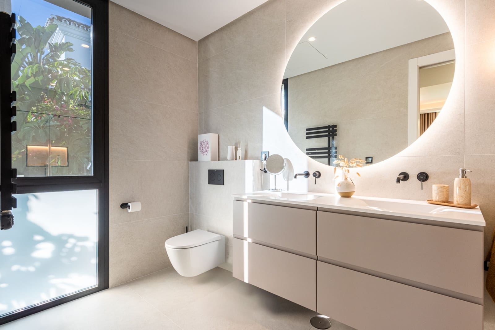 3 bedroom Villa for sale in Mijas Costa with pool garage - € 1,895,000 (Ref: 9851523)