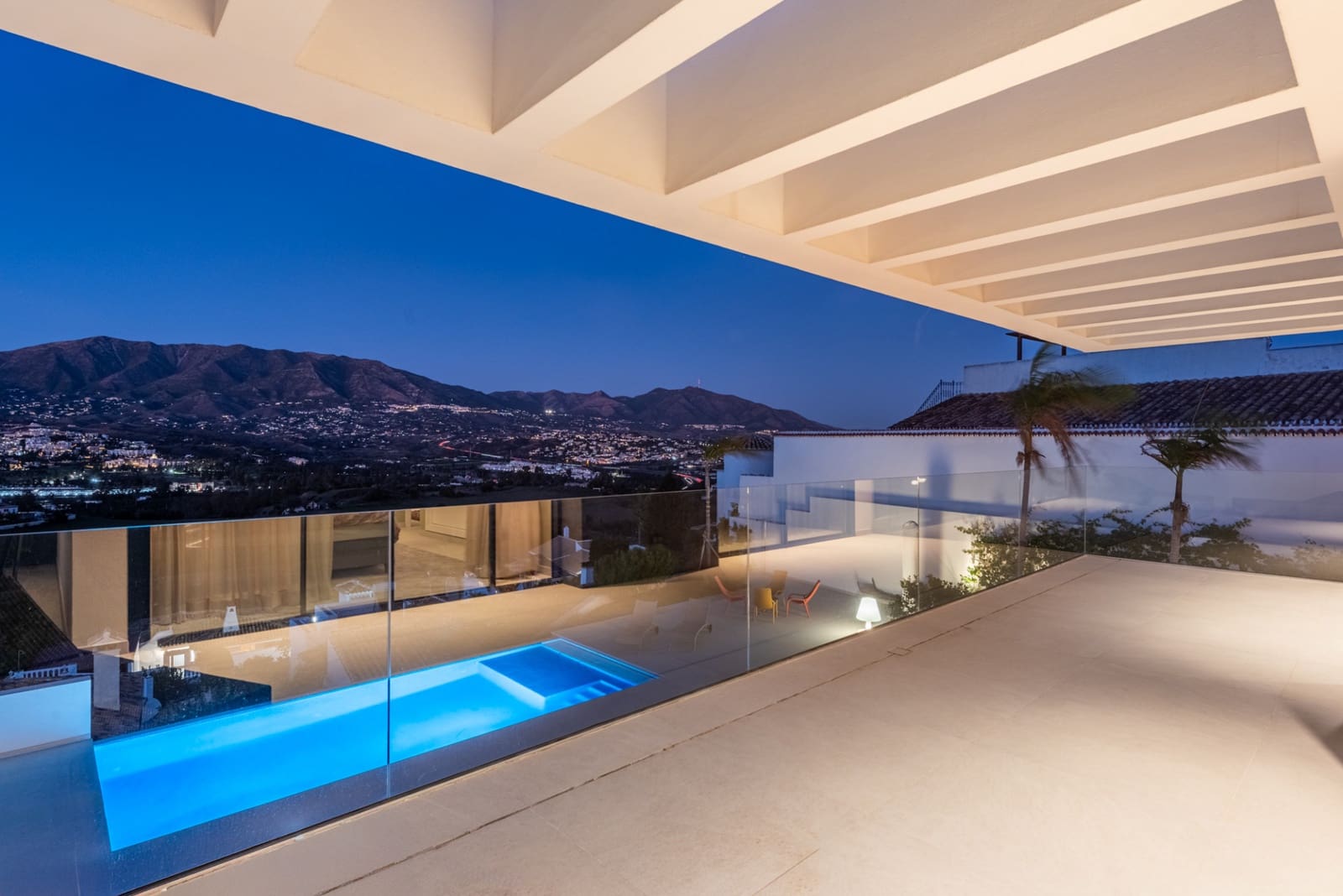 3 bedroom Villa for sale in Mijas Costa with pool garage - € 1,895,000 (Ref: 9851523)