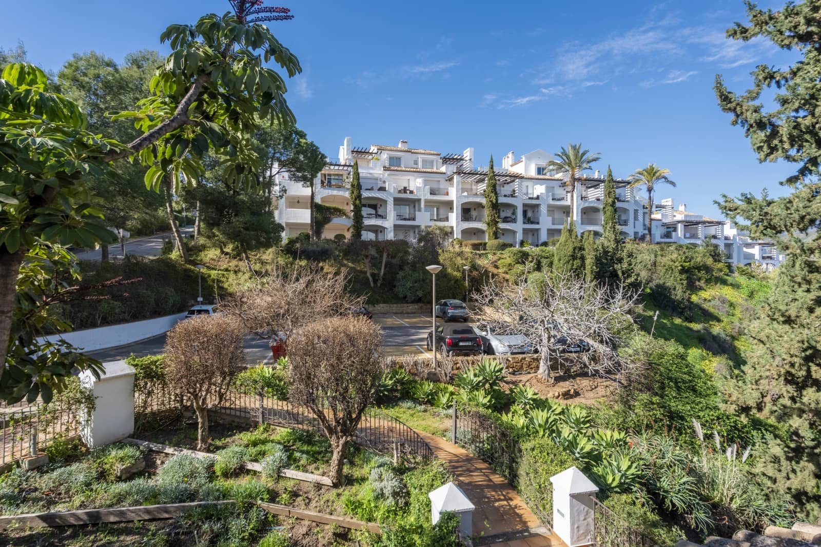 3 soverom Penthouse til salgs i Benahavis med svømmebasseng garasje - € 1 295 000 (Ref: 9851526)