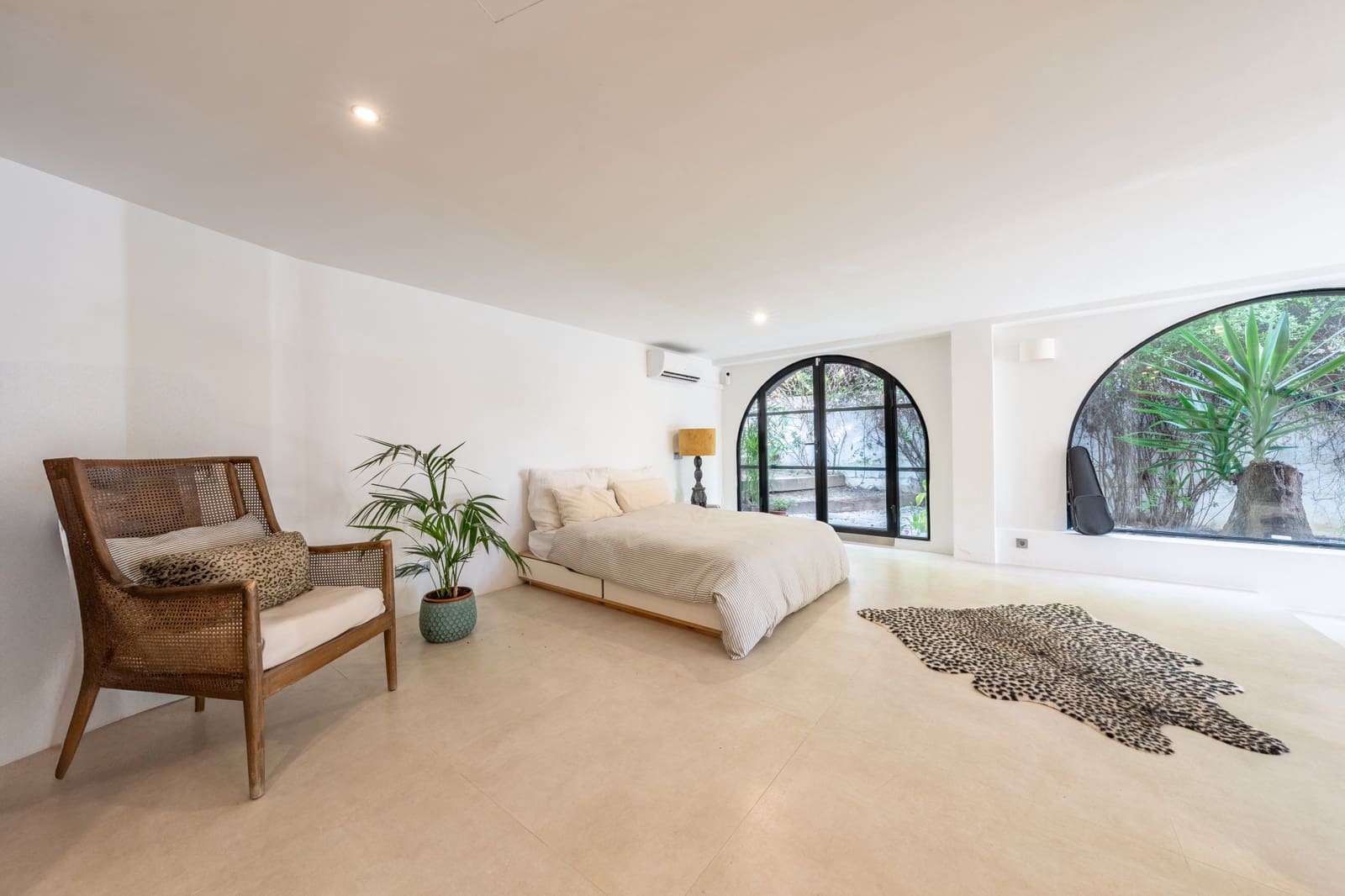 4 Zimmer Villa zu verkaufen in Atalaya-Isdabe mit Pool Garage - 1.495.000 € (Ref: 9851527)