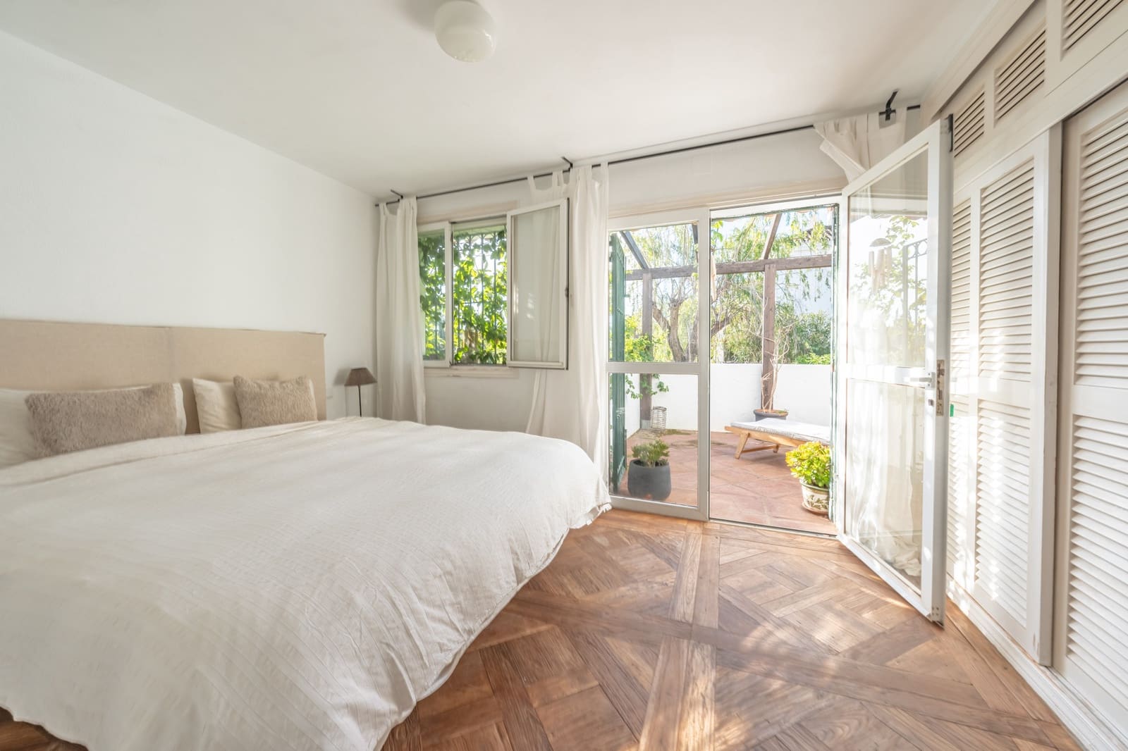 4 Zimmer Villa zu verkaufen in Atalaya-Isdabe mit Pool Garage - 1.495.000 € (Ref: 9851527)