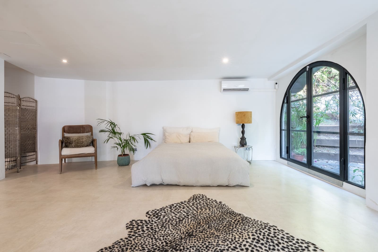 4 Zimmer Villa zu verkaufen in Atalaya-Isdabe mit Pool Garage - 1.495.000 € (Ref: 9851527)